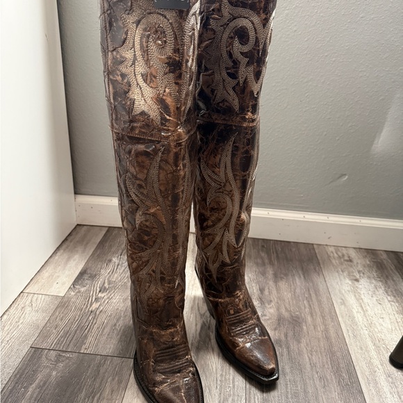 Dan Post knee high Jilted distressed western boot - Picture 3 of 4